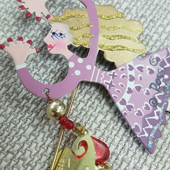 Fanciful Flights Pin #1 Mom - Picture 2 of 4